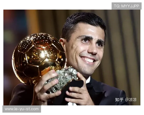 年轻球员荣膺月度最佳新秀,展现非凡潜力